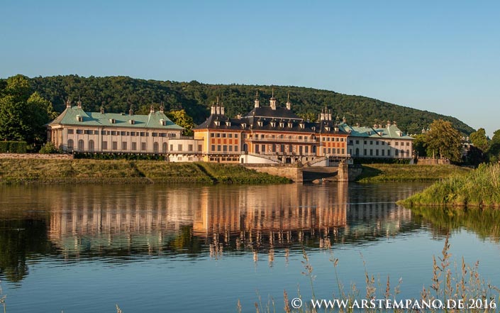 Elbansicht Schloss Pillnitz