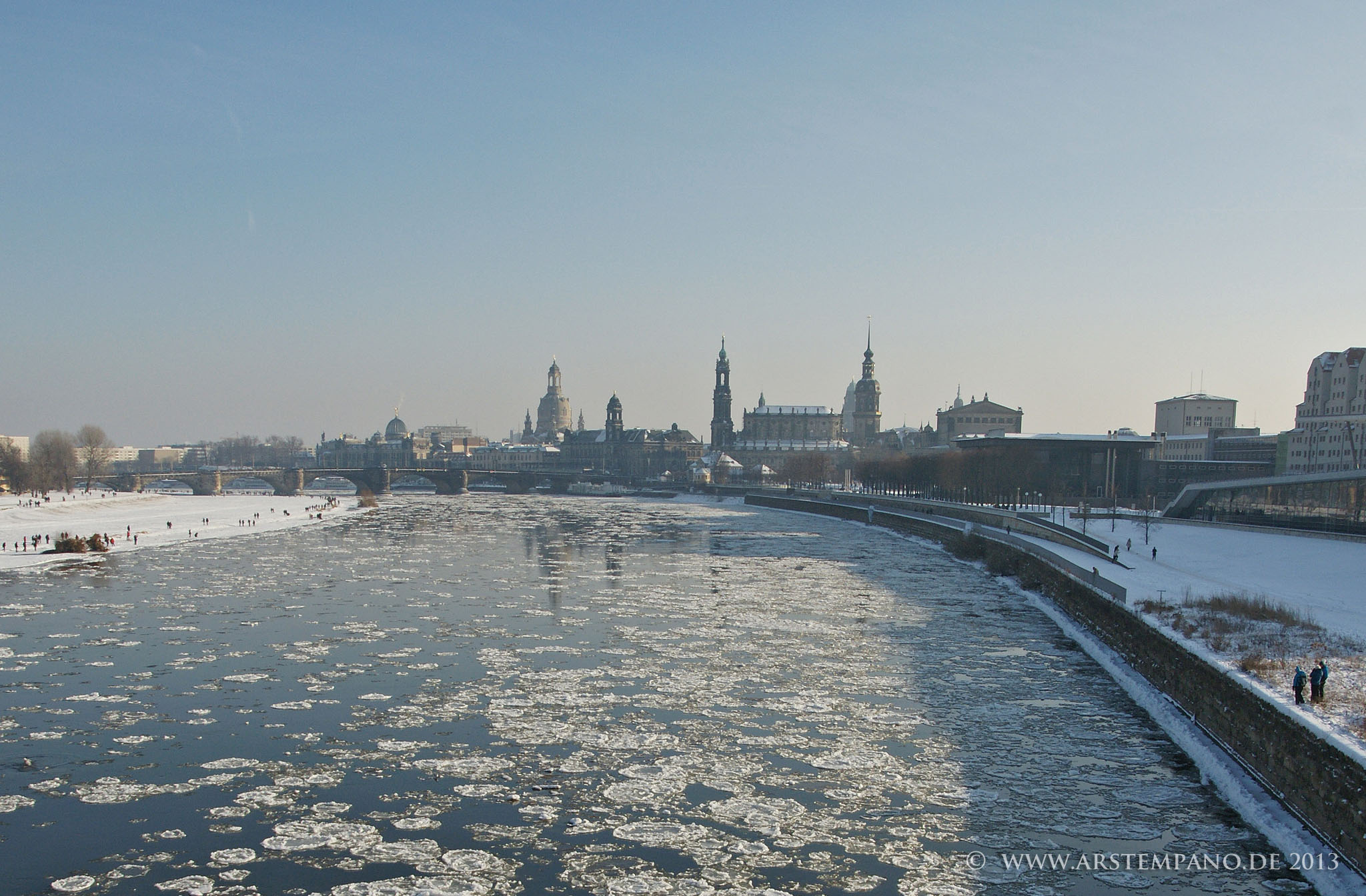 Elbe in Dresden, Winter 2012