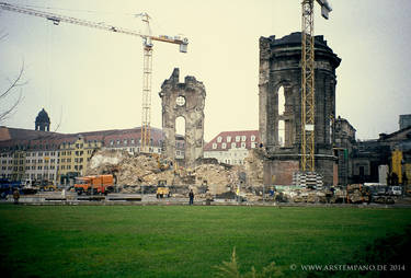 Ruine der Frauenkirche Dresden 1995