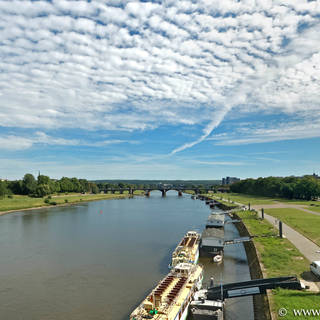 Albertbrücke in Dresden von Westen