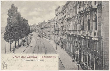 Terrassenufer mit Venezianischen Haus