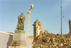 Lutherdenkmal und Ruine der Frauenkirche