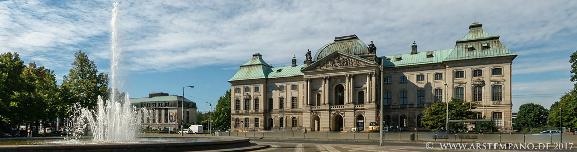 Innere Neustadt Dresden, Pano Palaisplatz mit Japanischem Palais
